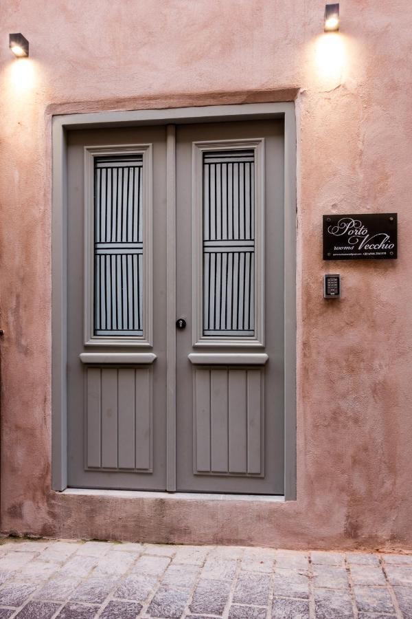 ホテル Porto Vecchio ハニア エクステリア 写真